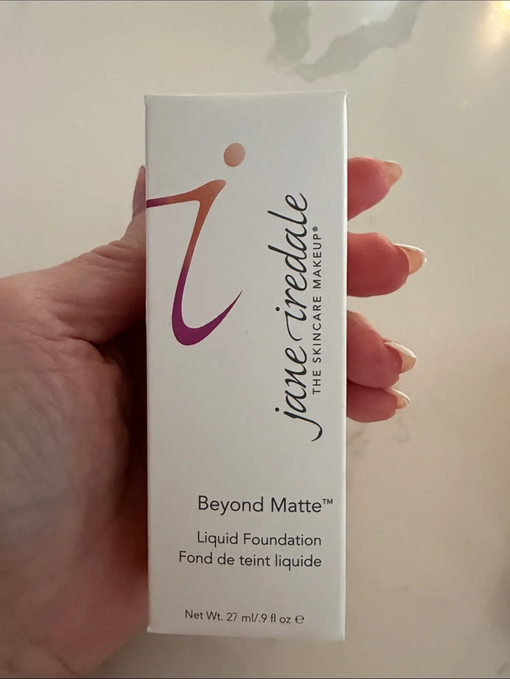 JANE IREDALE Beyond Matte M4